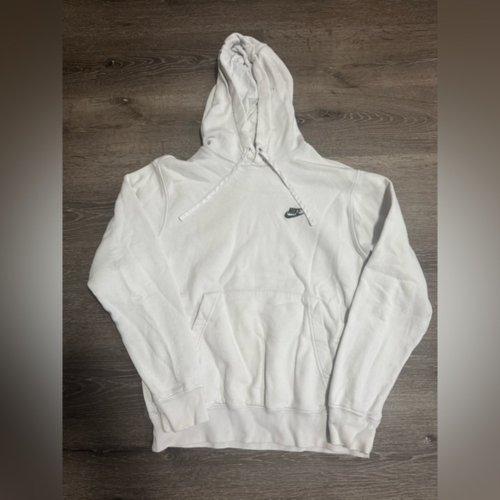 White Nike hoodie